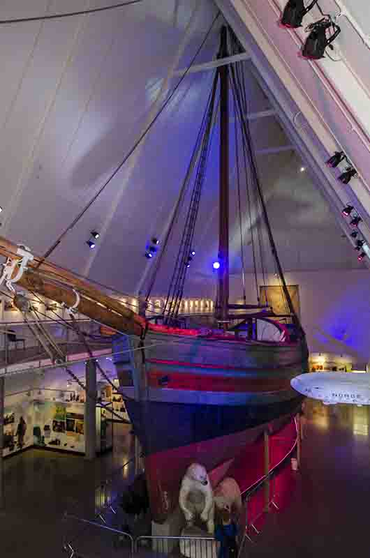 93 - Noruega - Oslo - Frammuseet - barco Gjoa